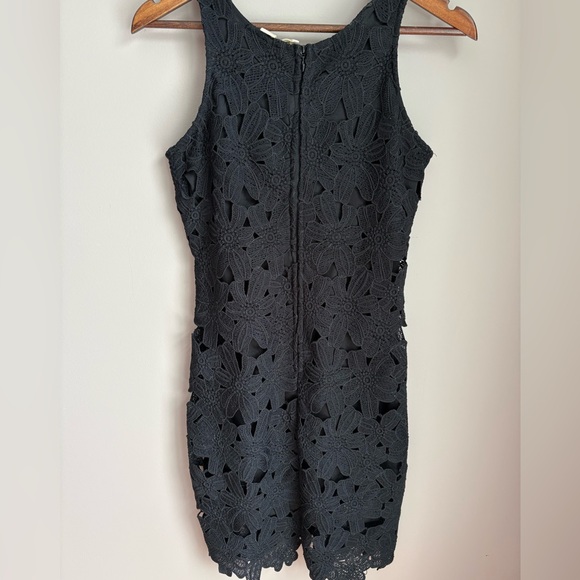 Japna Lace Overlay Black Dress Size Small - Picture 5 of 5